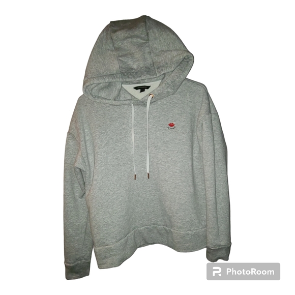 Banana Republic Tops - Banana Republic gray sweatshirt 💋